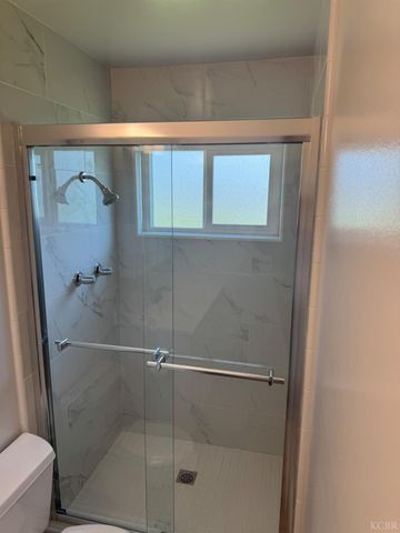 2215 N Mayfair Drive, Hanford, CA 93230