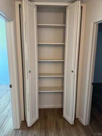 2215 N Mayfair Drive, Hanford, CA 93230