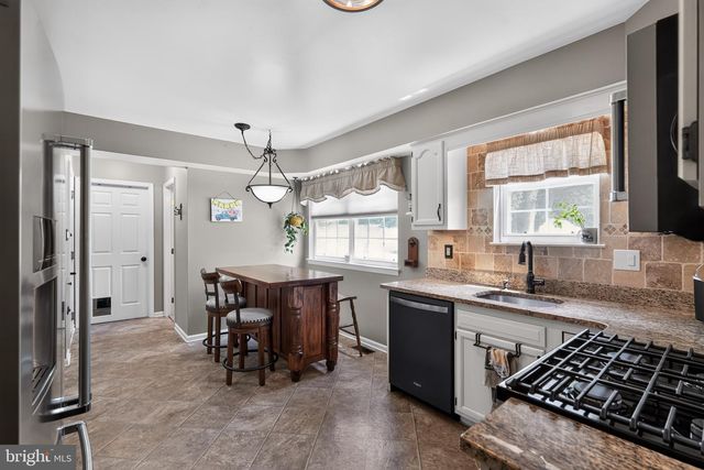 381 BRYN MAWR DR, Williamstown, NJ 08094