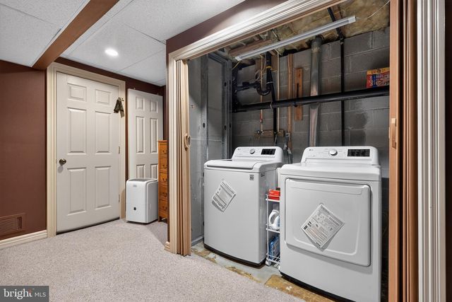 381 BRYN MAWR DR, Williamstown, NJ 08094