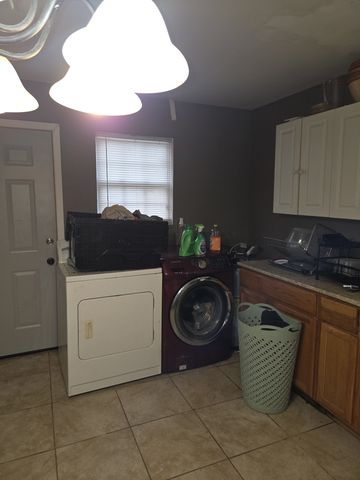 1608 Dr DB Todd Jr Blvd, Nashville, TN 37208