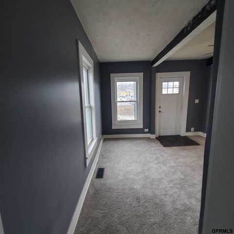 411 W 22 Avenue, Bellevue, NE 68005