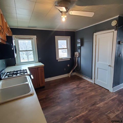 411 W 22 Avenue, Bellevue, NE 68005