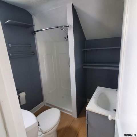 411 W 22 Avenue, Bellevue, NE 68005