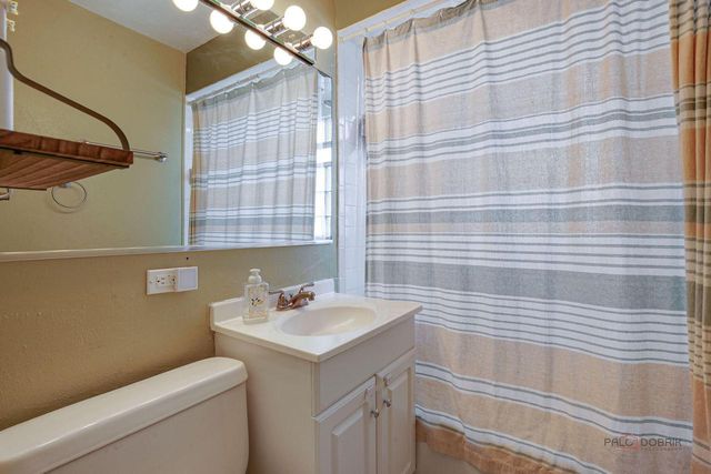 7834 15th AVENUE, Kenosha, WI 53143