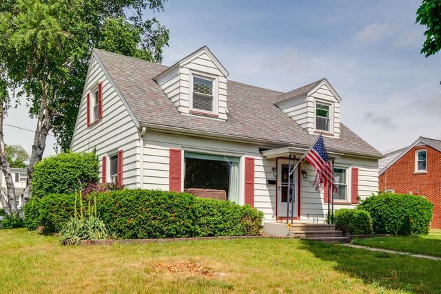 7834 15th AVENUE, Kenosha, WI 53143