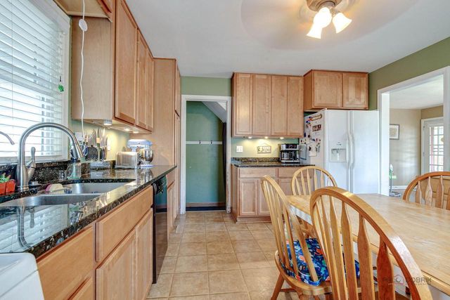 7834 15th AVENUE, Kenosha, WI 53143
