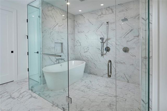 4810 Pelican Colony BLVD 804, Bonita Springs, FL 34134