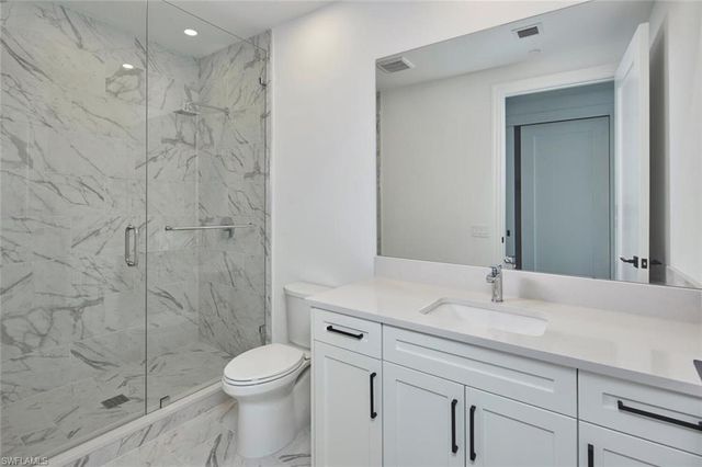 4810 Pelican Colony BLVD 804, Bonita Springs, FL 34134