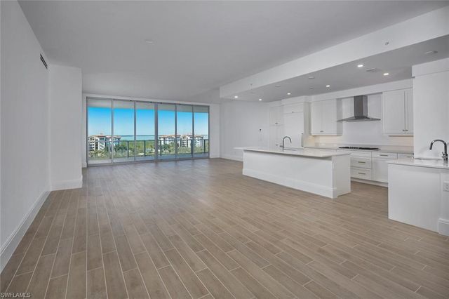 4810 Pelican Colony BLVD 804, Bonita Springs, FL 34134