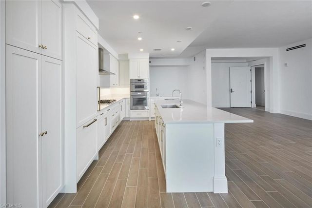 4810 Pelican Colony BLVD 804, Bonita Springs, FL 34134