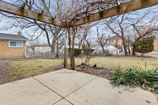 5133 Carol Street, Skokie, IL 60077
