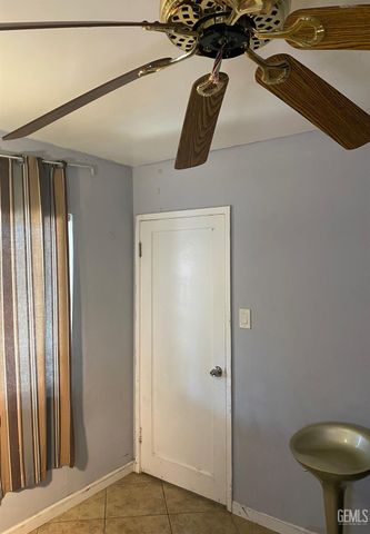 3120 Center Street, Bakersfield, CA 93306