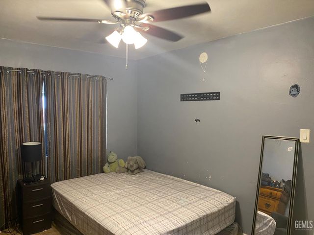 3120 Center Street, Bakersfield, CA 93306