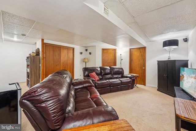 3 ASPEN WAY, Schwenksville, PA 19473