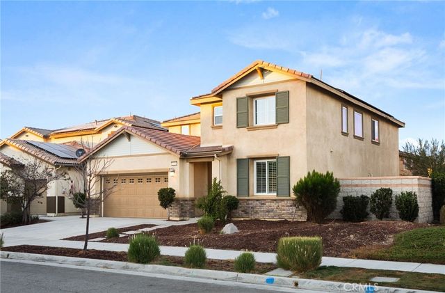 6898 Cache Way, Jurupa Valley, CA 91752
