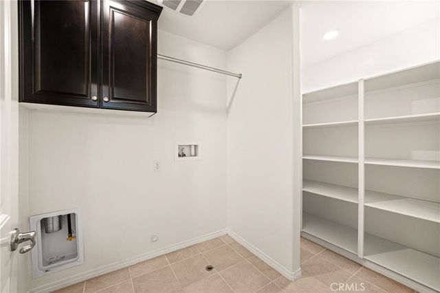 6898 Cache Way, Jurupa Valley, CA 91752