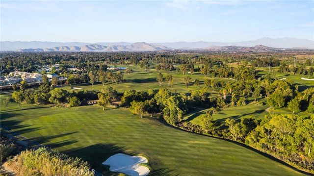 6898 Cache Way, Jurupa Valley, CA 91752