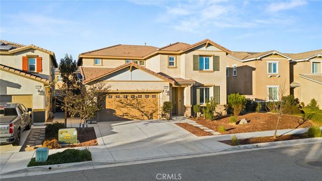 6898 Cache Way, Jurupa Valley, CA 91752