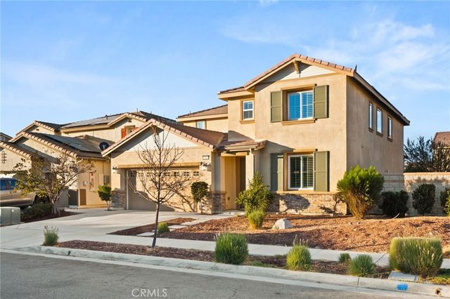 6898 Cache Way, Jurupa Valley, CA 91752