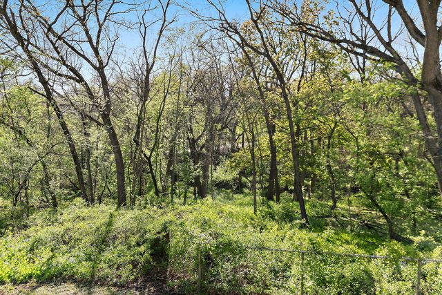 713 Council Hill Road, East Dundee, IL 60118