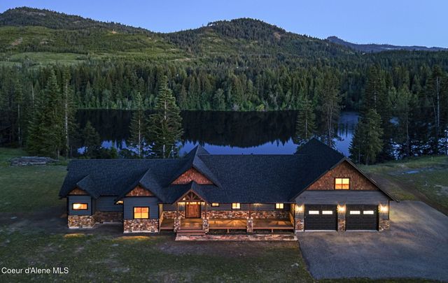 4450 Dufort Rd, Sagle, ID 83860