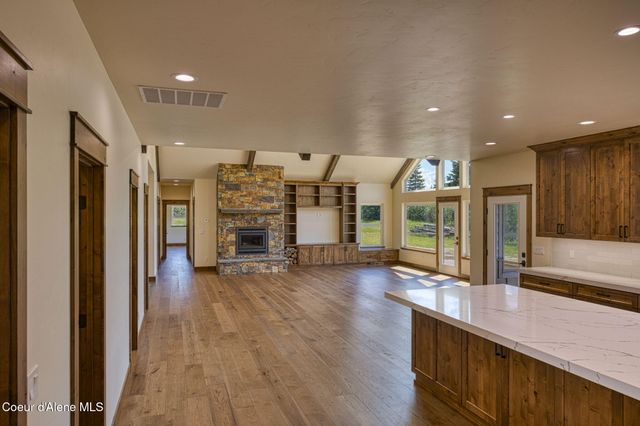 4450 Dufort Rd, Sagle, ID 83860
