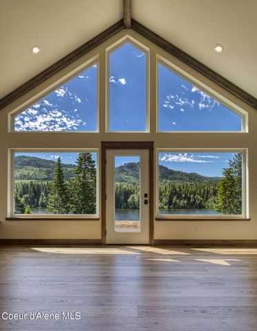 4450 Dufort Rd, Sagle, ID 83860