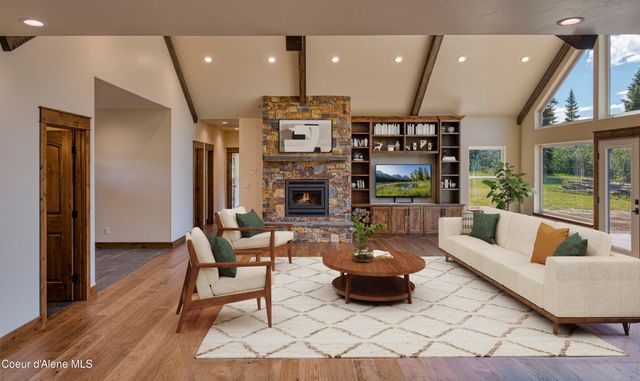 4450 Dufort Rd, Sagle, ID 83860