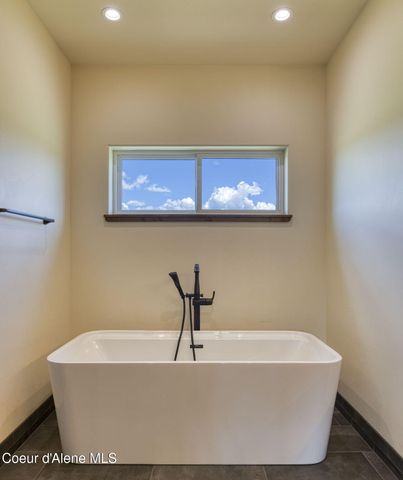 4450 Dufort Rd, Sagle, ID 83860