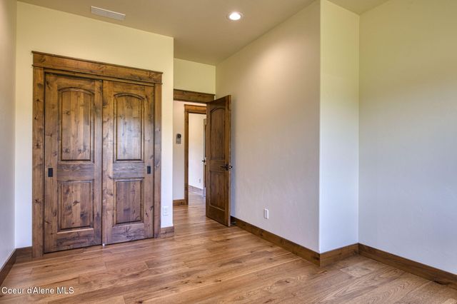 4450 Dufort Rd, Sagle, ID 83860