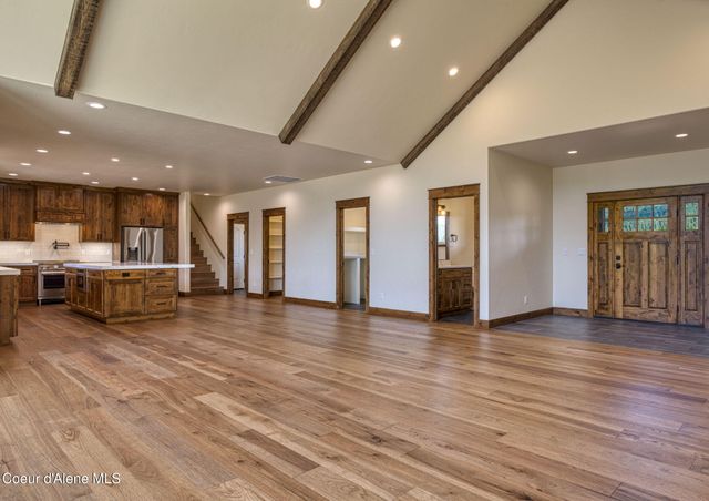 4450 Dufort Rd, Sagle, ID 83860