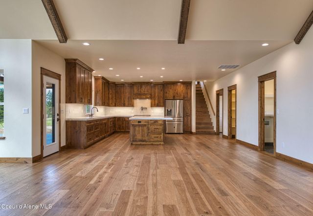 4450 Dufort Rd, Sagle, ID 83860