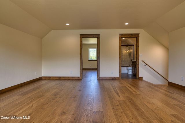 4450 Dufort Rd, Sagle, ID 83860