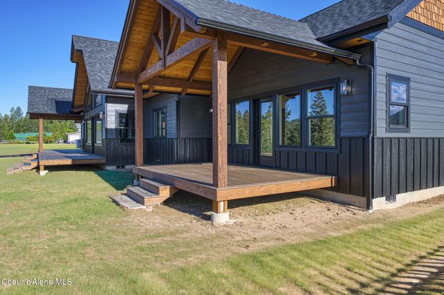 4450 Dufort Rd, Sagle, ID 83860