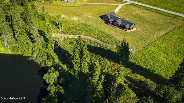 4450 Dufort Rd, Sagle, ID 83860