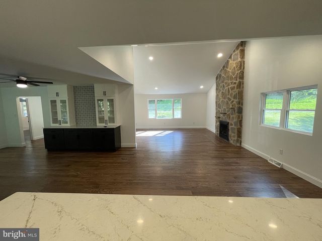 512 CRICKET LN, Hockessin, DE 19707
