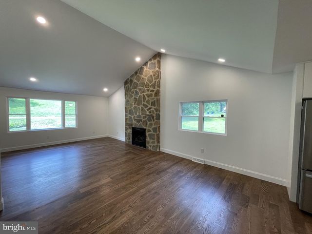 512 CRICKET LN, Hockessin, DE 19707