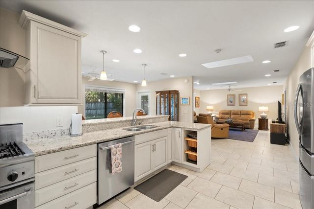 1816 SW 81ST TERRACE, Gainesville, FL 32607