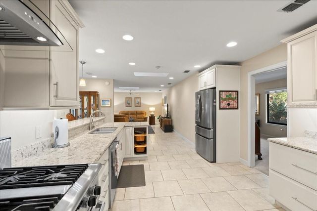 1816 SW 81ST TERRACE, Gainesville, FL 32607