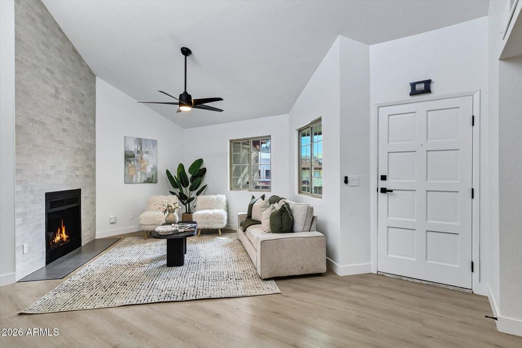 2020 W UNION HILLS Drive 244, Phoenix, AZ 85027 — photo 4