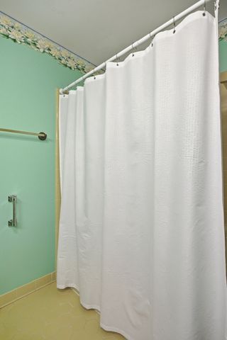 1403 Timberwood Dr, Columbia, TN 38401