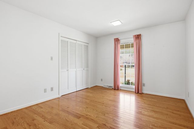 1403 Timberwood Dr, Columbia, TN 38401