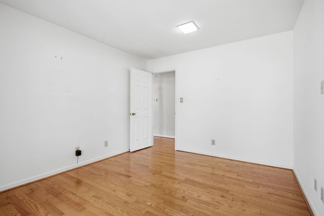 1403 Timberwood Dr, Columbia, TN 38401