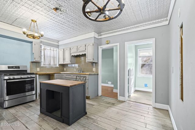 22 Orr Street, Troy, NY 12180