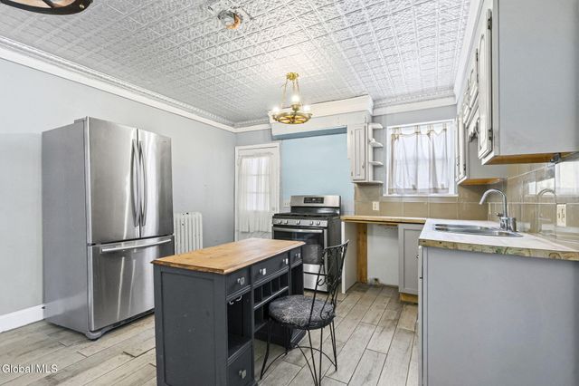 22 Orr Street, Troy, NY 12180