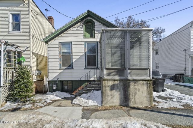 22 Orr Street, Troy, NY 12180