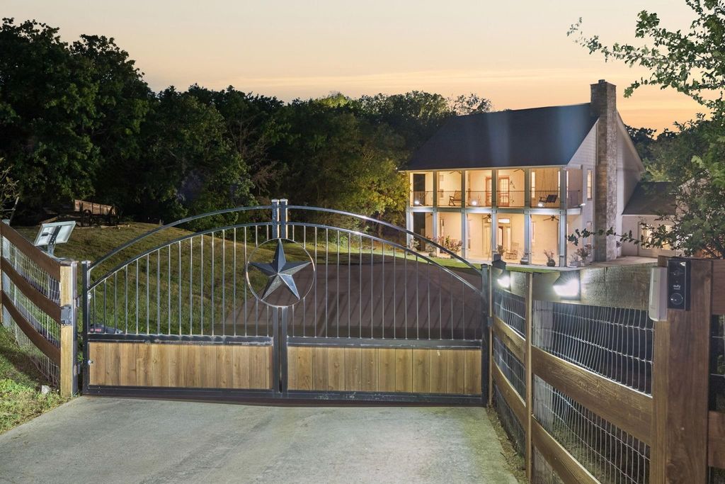 660 Alexandrite Drive, Oak Point, TX 75068 — photo 2