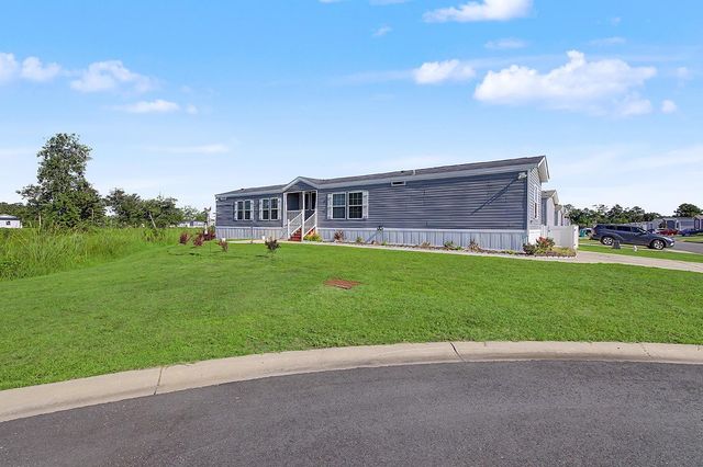 315 Hangar Ct., Myrtle Beach, SC 29577