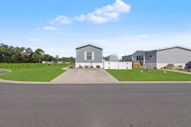 315 Hangar Ct., Myrtle Beach, SC 29577